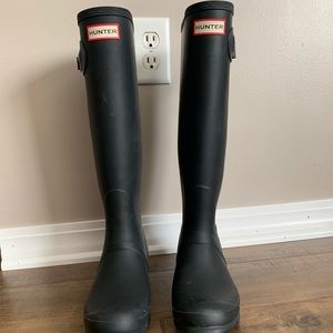 Black Matte Original Hunter Boots size 9